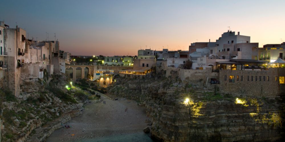 Il divertimento serale sull'Adriatico pugliese